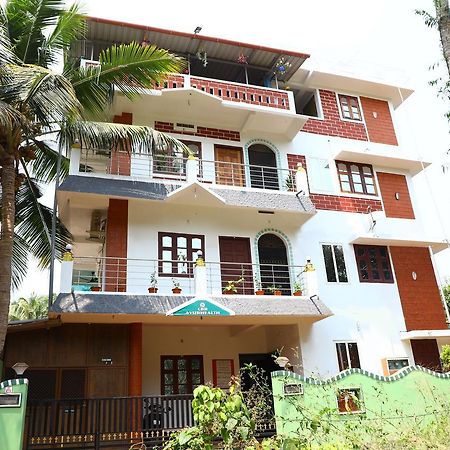 Cbr Ayurhealth Apartment Kannur ภายนอก รูปภาพ