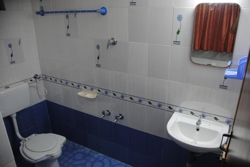 Cbr Ayurhealth Apartment Kannur ภายนอก รูปภาพ