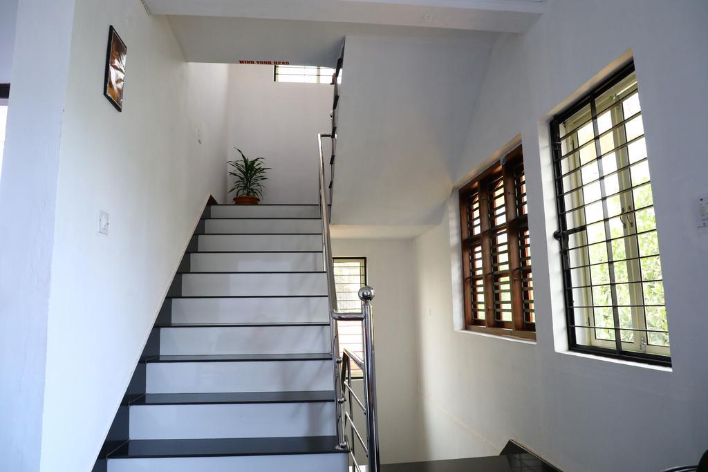 Cbr Ayurhealth Apartment Kannur ภายนอก รูปภาพ