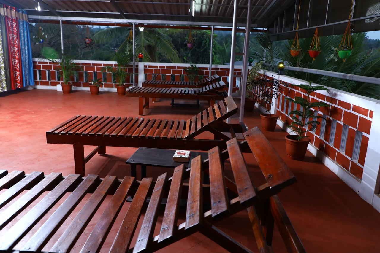 Cbr Ayurhealth Apartment Kannur ภายนอก รูปภาพ